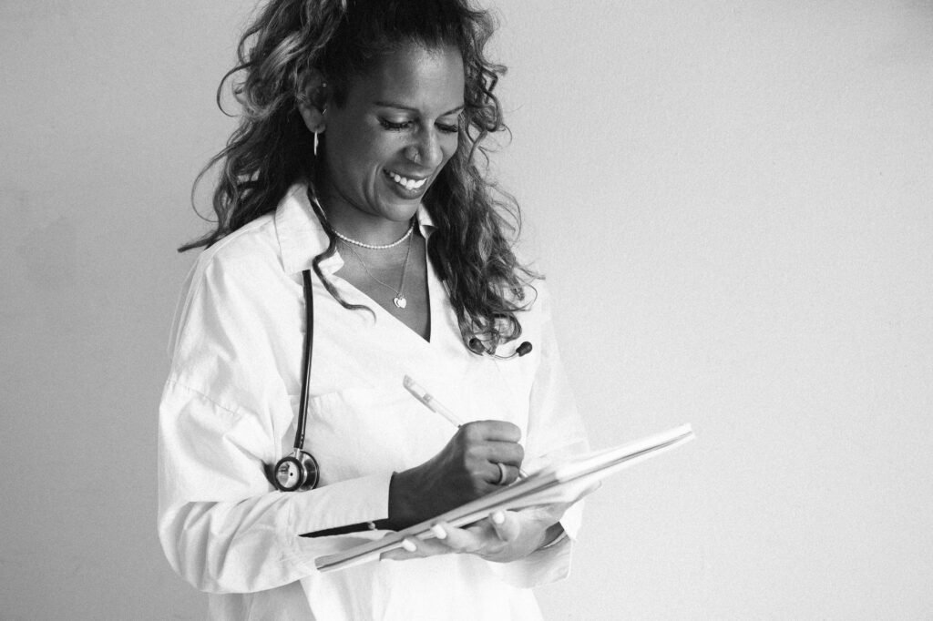 Medical Update: Moms, Coaches, Doctors, Entrepreneurs: Who Are America’s Health and Wellness Influencers? – Pew Research Center